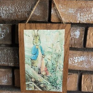 Hanging Post Card Decor “Peter Rabbit”